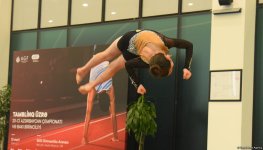 В Баку проходят соревнования чемпионата Азербайджана по прыжкам на акробатической дорожке (ФОТО)