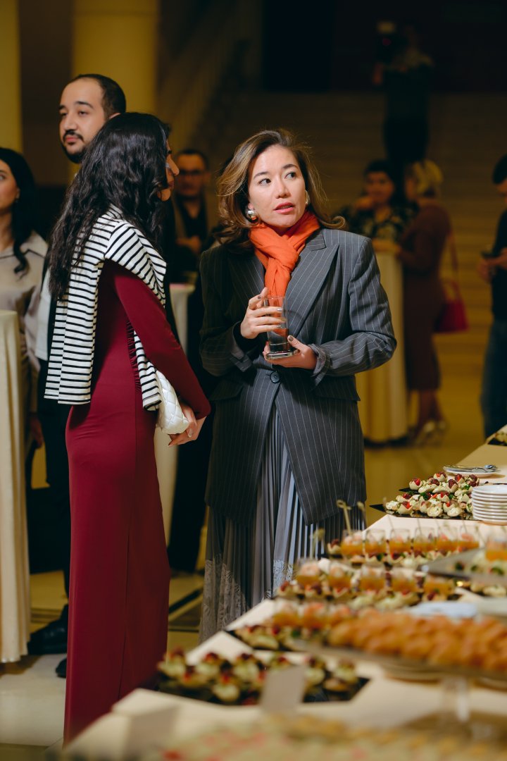 Состоялся показ документального фильма о деятельности журнала NARGIS и благотворительного фонда NARGIS (ВИДЕО, ФОТО)