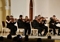 Выразительно, слаженно, красиво - концерт камерного оркестра имени Гара Гараева (ФОТО)