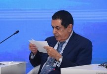 XI Глобальный Бакинский форум продолжает работу панельными заседаниями (ФОТО)