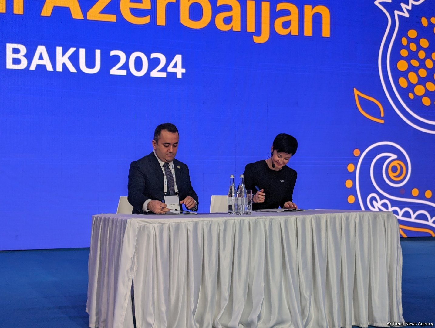 Visa и Фонд развития образования Азербайджана подписали меморандум о сотрудничестве