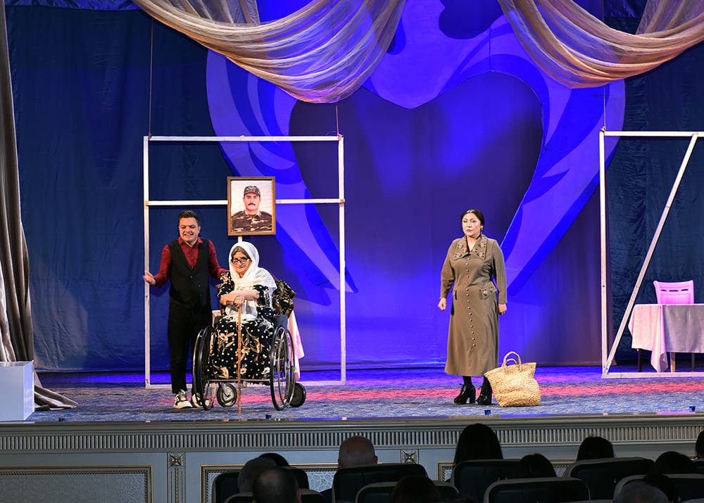 55-летний юбилей Сумгайытского драматического театра и 75-летие родного города (ФОТО)