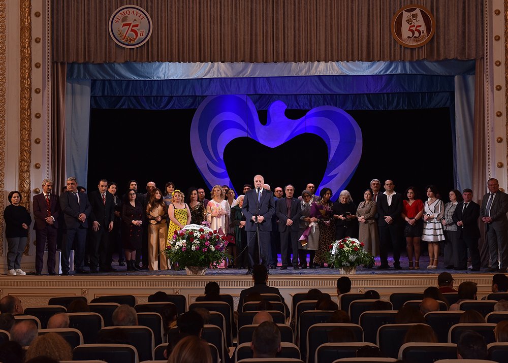 55-летний юбилей Сумгайытского драматического театра и 75-летие родного города (ФОТО)