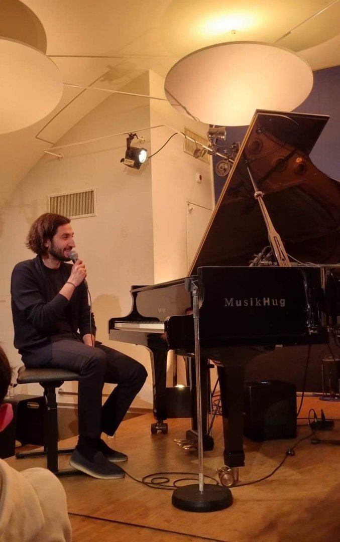 С Базеля началось турне трио Исфара Сарабского по Швейцарии и Германии (ФОТО)