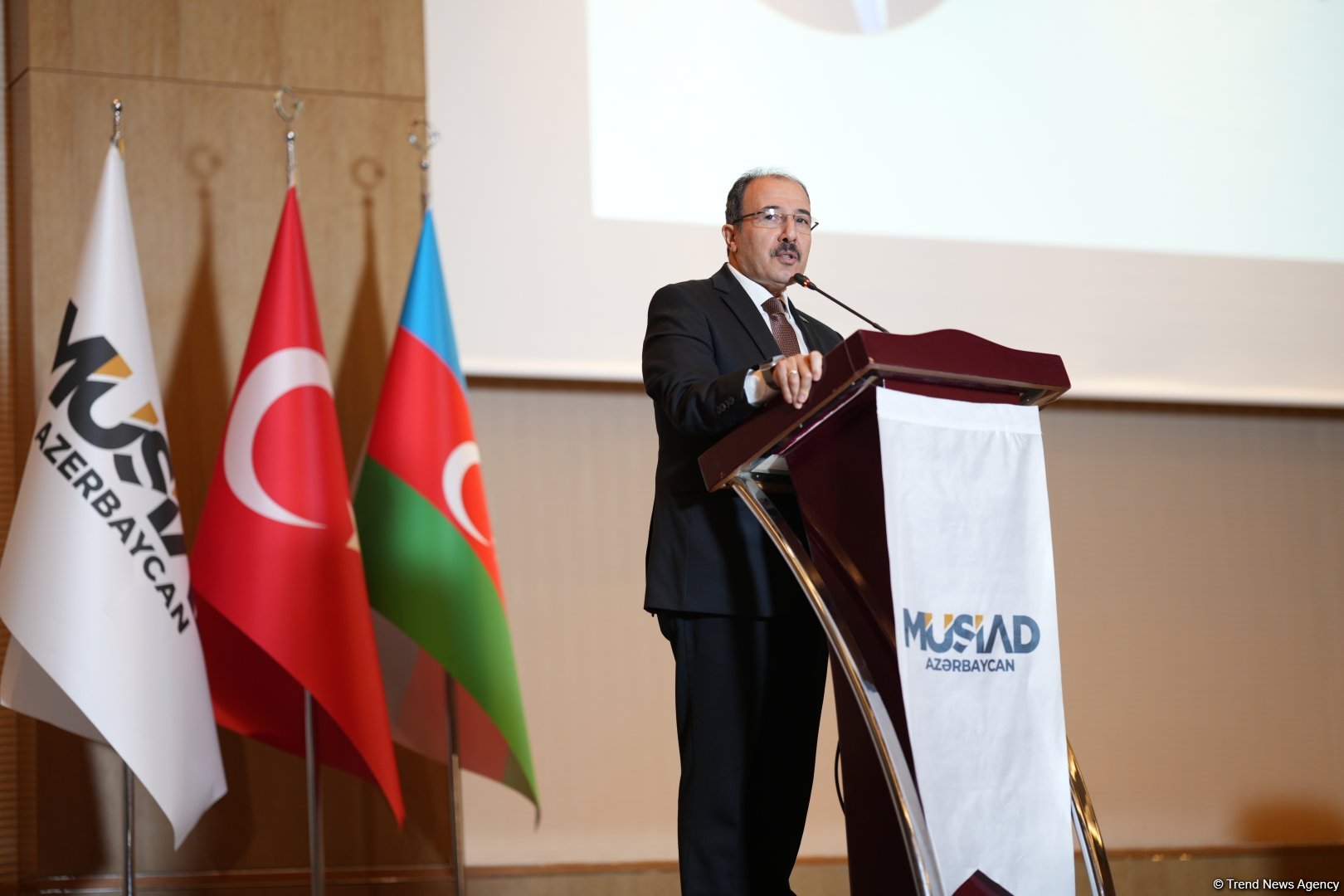 Рашад Джабирли переизбран председателем Правления MÜSİAD Азербайджан (ФОТО)