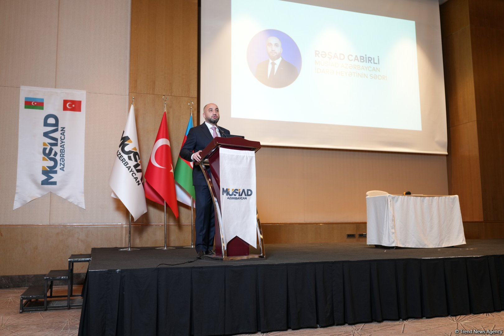 Рашад Джабирли переизбран председателем Правления MÜSİAD Азербайджан (ФОТО)