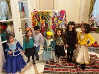 В Париже прошел праздник азербайджанцев, посвященный Новрузу (ФОТО)