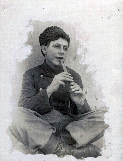 "О Великий, затмивший своим ликом свет солнца!" - яркие образы Гусейнаги Садыхова в кино и театре (ФОТО)