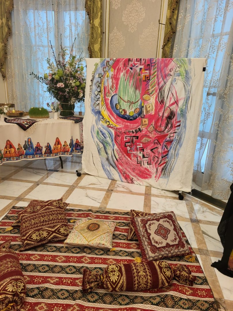 В Париже прошел праздник азербайджанцев, посвященный Новрузу (ФОТО)