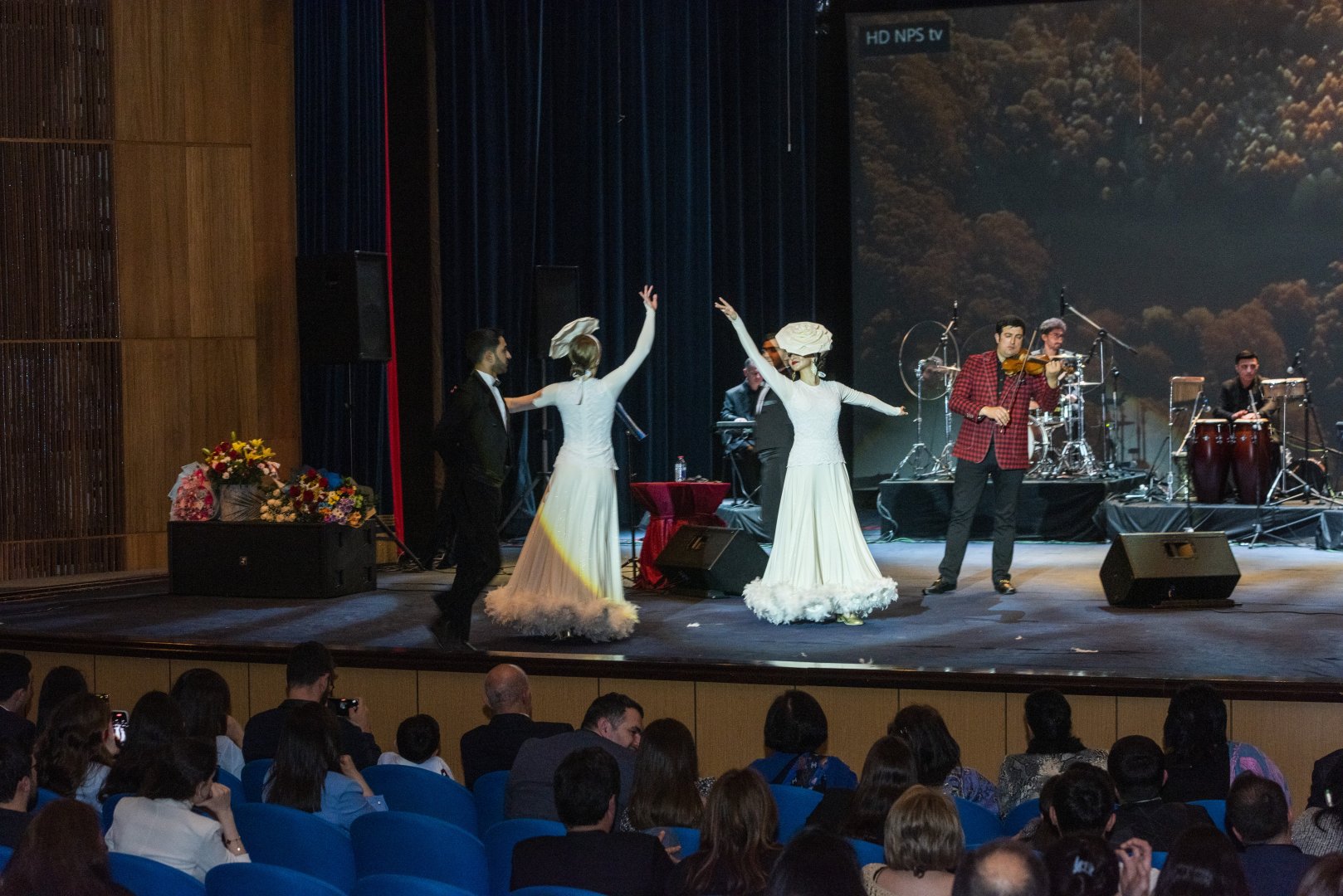 Вдохновенно, ярко, позитивно – концерт маэстро Джейхуна в Баку (ФОТО)