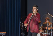 Вдохновенно, ярко, позитивно – концерт маэстро Джейхуна в Баку (ФОТО)