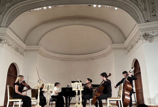 Красочный мир фантастической музыки Mystery Ensemble в Баку (ФОТО)