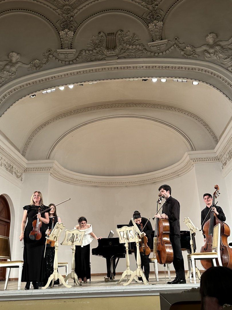 Красочный мир фантастической музыки Mystery Ensemble в Баку (ФОТО)