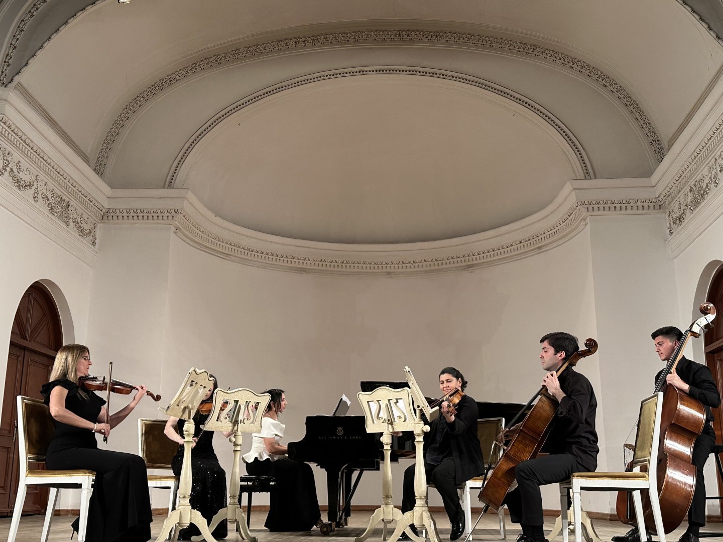 Красочный мир фантастической музыки Mystery Ensemble в Баку (ФОТО)