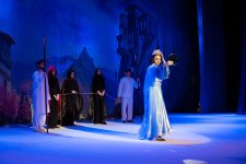 В Гяндже "воспользовались" холодной погодой – чем закончилась битва девушек? (ФОТО)