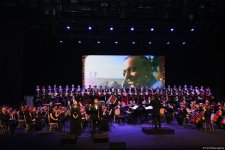 Проникновенно и искренне: в Баку состоялся творческий вечер народного артиста Азербайджана Фаига Суджаддинова (ФОТО)