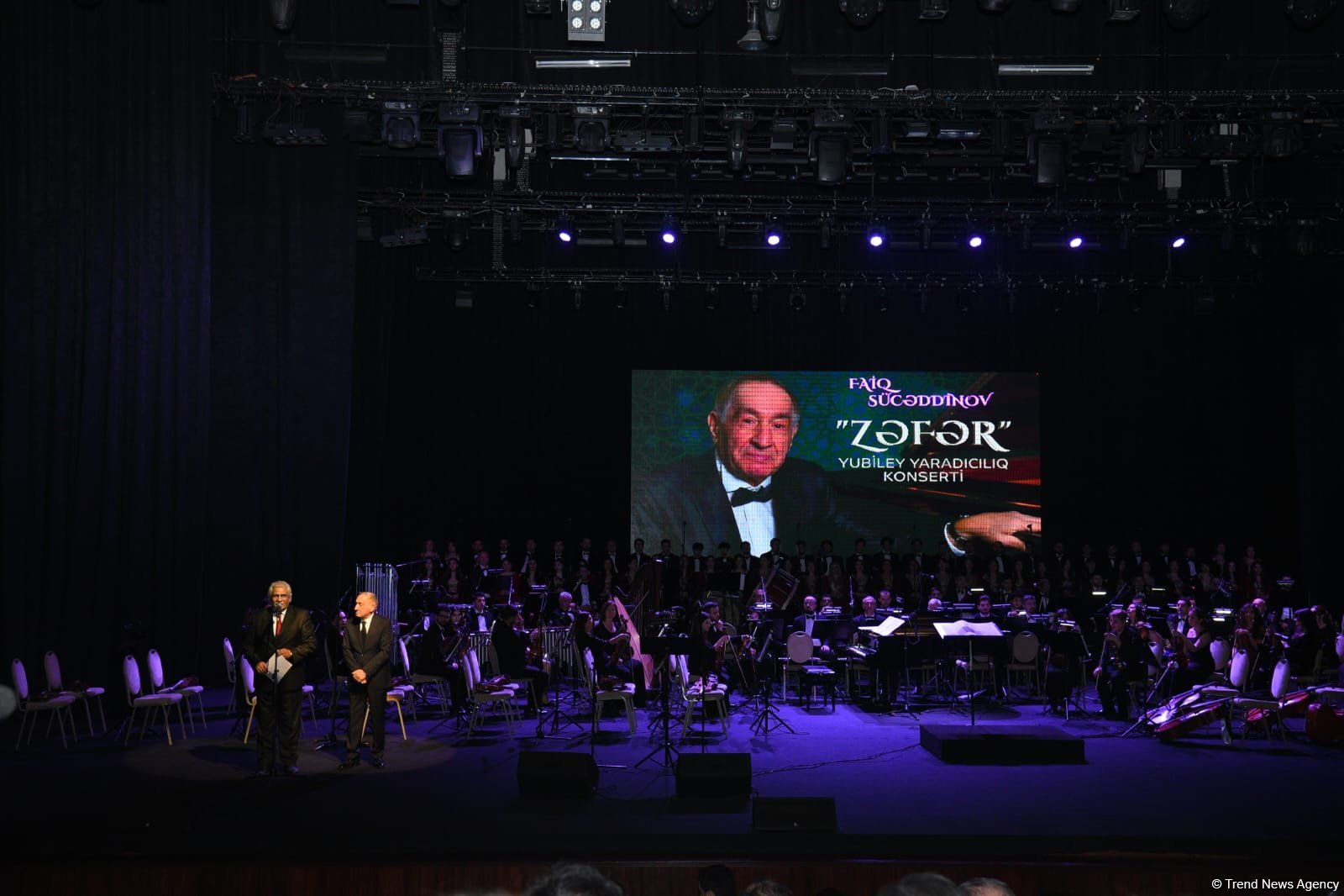 Проникновенно и искренне: в Баку состоялся творческий вечер народного артиста Азербайджана Фаига Суджаддинова (ФОТО)