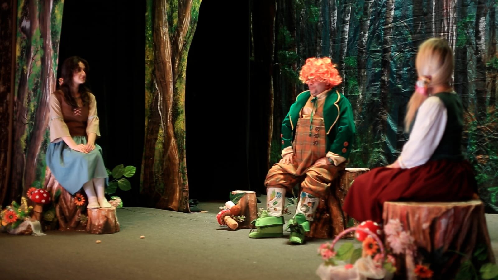 Дружба, честность и бесстрашие в азербайджанском театре (ФОТО)