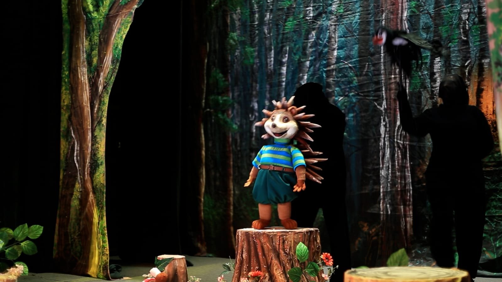 Дружба, честность и бесстрашие в азербайджанском театре (ФОТО)