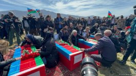 В Ходжалы захоронены останки жертв Ходжалинского геноцида (ФОТО/ВИДЕО)