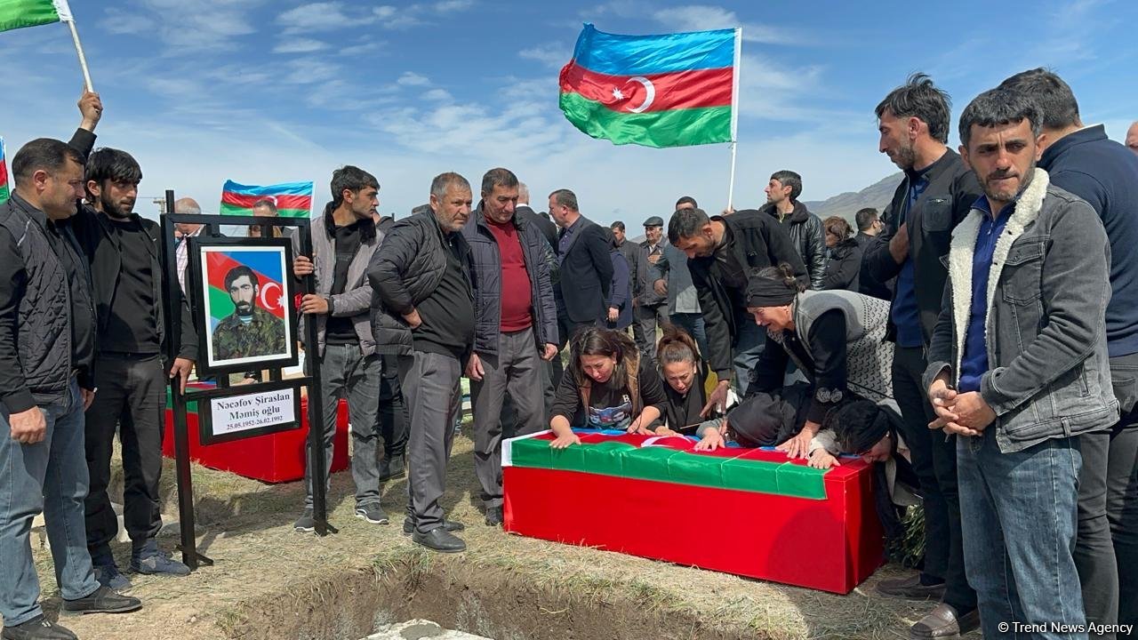 В Ходжалы захоронены останки жертв Ходжалинского геноцида (ФОТО/ВИДЕО)