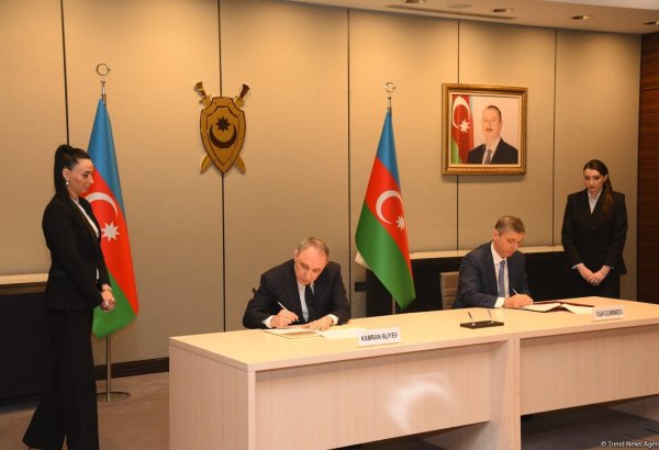 Генеральная прокуратура и Счетная палата Азербайджана подписали меморандум о сотрудничестве (ФОТО)