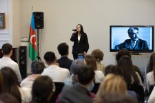 Правнук Самеда Вургуна вручил награды победителям проекта "Книги и писатели-юбиляры" (ФОТО)