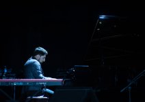 В Баку прошел звездный концерт в память о Рафиге Бабаеве (ФОТО)