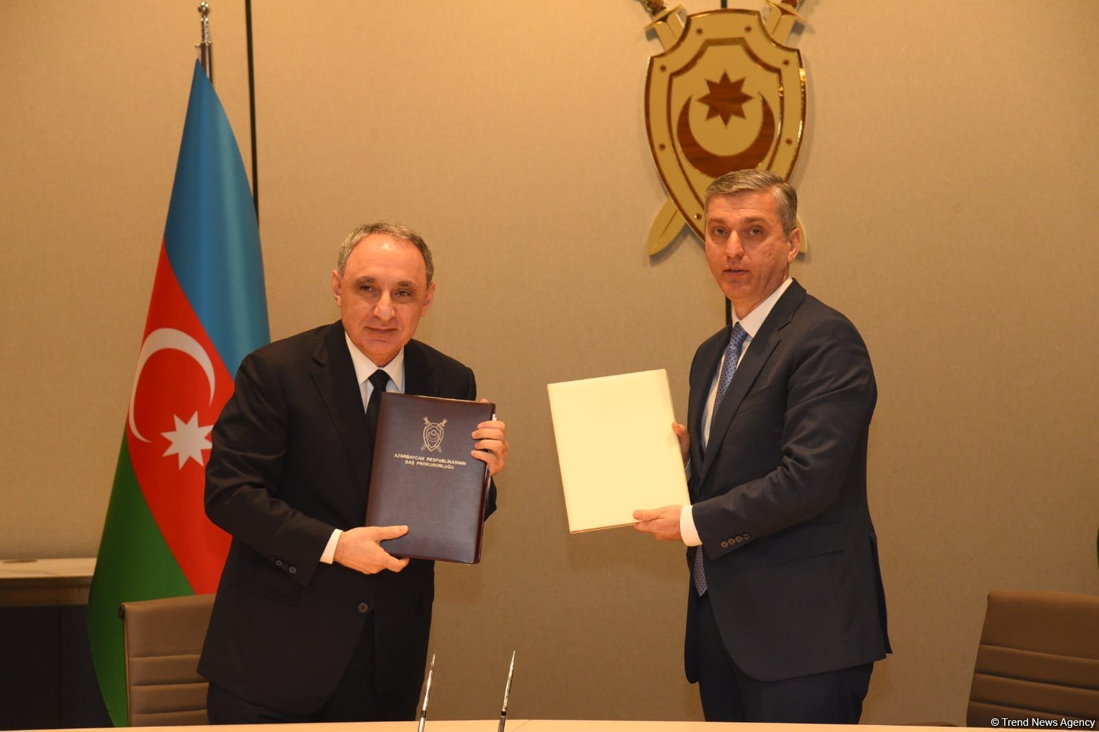 Генеральная прокуратура и Счетная палата Азербайджана подписали меморандум о сотрудничестве (ФОТО)