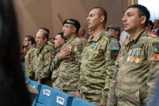 В Баку прошел вечер "Творящие историю" и представлены фильмы в честь  славных Апрельских боев (ФОТО)