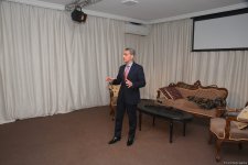 От слез до смеха, от отчаяния до счастья – прекрасная премьера творческого дуэта Фариды Нестеренко и Лалы Ахундовой (ФОТО)