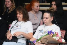От слез до смеха, от отчаяния до счастья – прекрасная премьера творческого дуэта Фариды Нестеренко и Лалы Ахундовой (ФОТО)