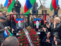 Похоронены останки супругов, обнаруженные в братской могиле в Ходжалы (ФОТО/ВИДЕО)