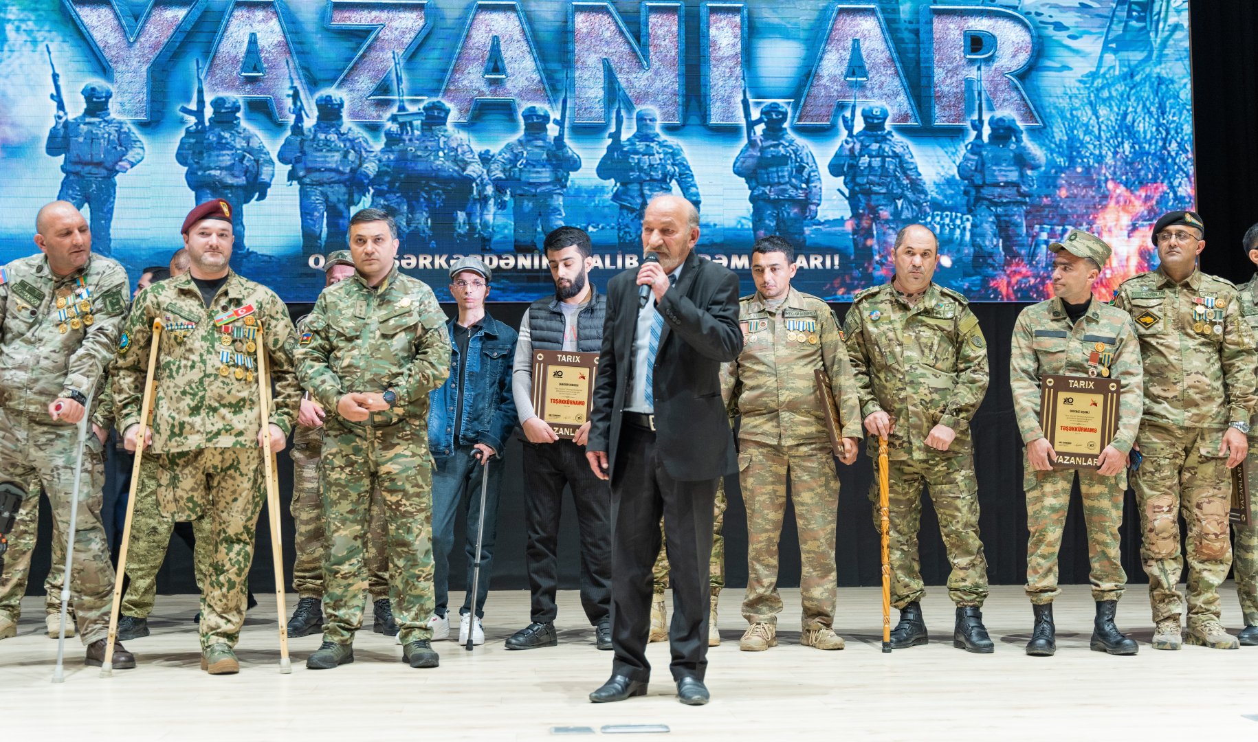 В Баку прошел вечер "Творящие историю" и представлены фильмы в честь  славных Апрельских боев (ФОТО)