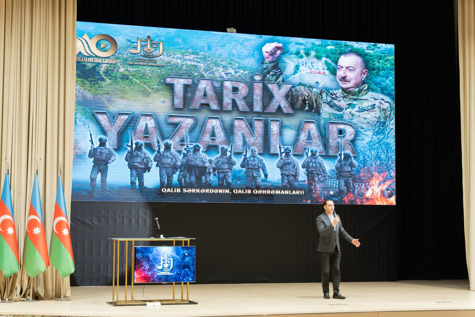 В Баку прошел вечер "Творящие историю" и представлены фильмы в честь  славных Апрельских боев (ФОТО)