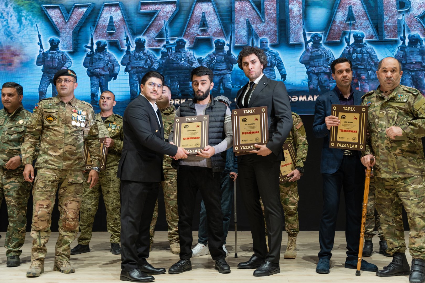 В Баку прошел вечер "Творящие историю" и представлены фильмы в честь  славных Апрельских боев (ФОТО)