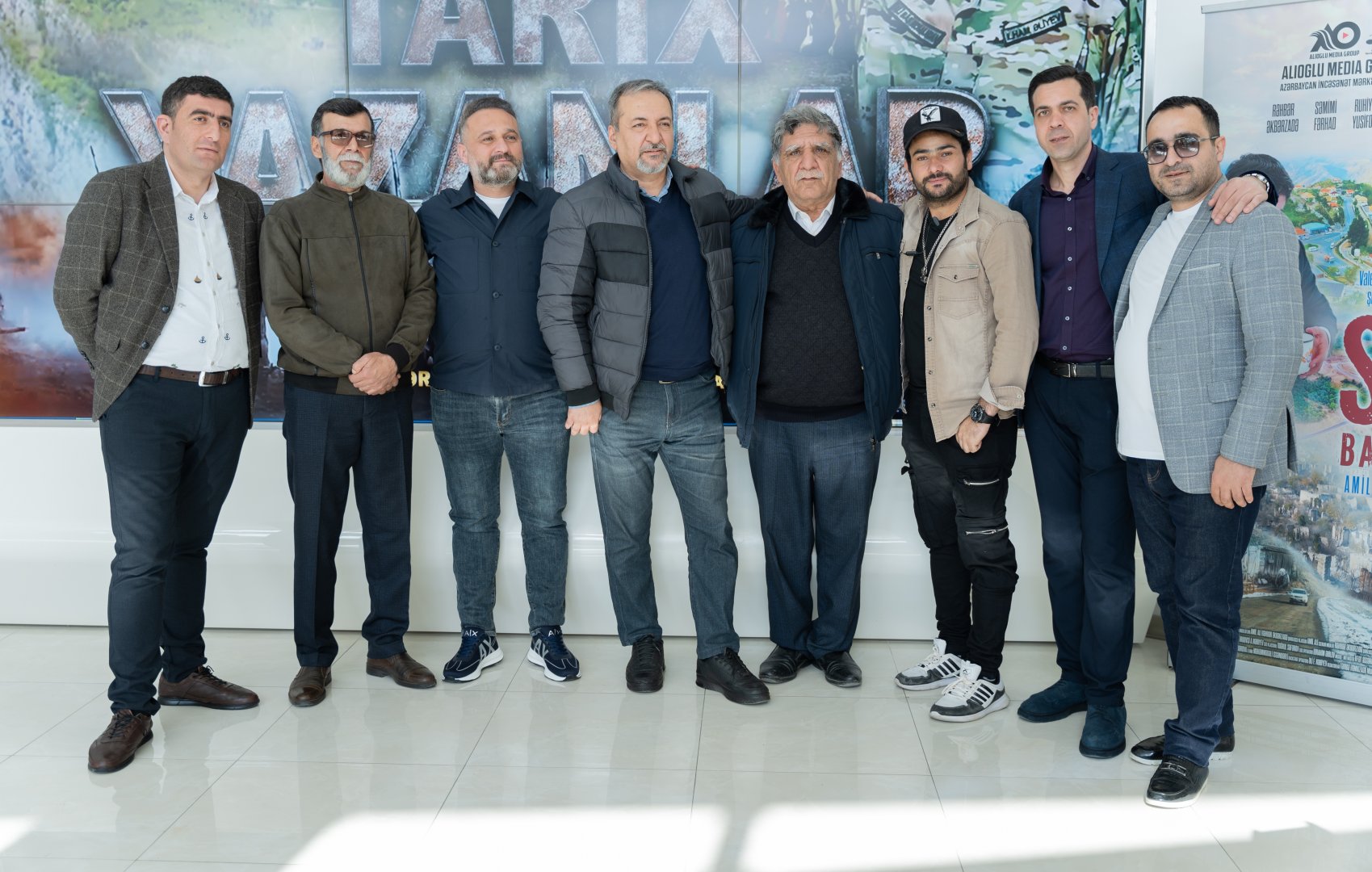 В Баку прошел вечер "Творящие историю" и представлены фильмы в честь  славных Апрельских боев (ФОТО)