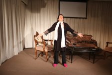 Не хотела бы быть на их месте… - интервью с Лалой Ахундовой, кандидатом политических наук, которая ушла в режиссуру (ФОТО)