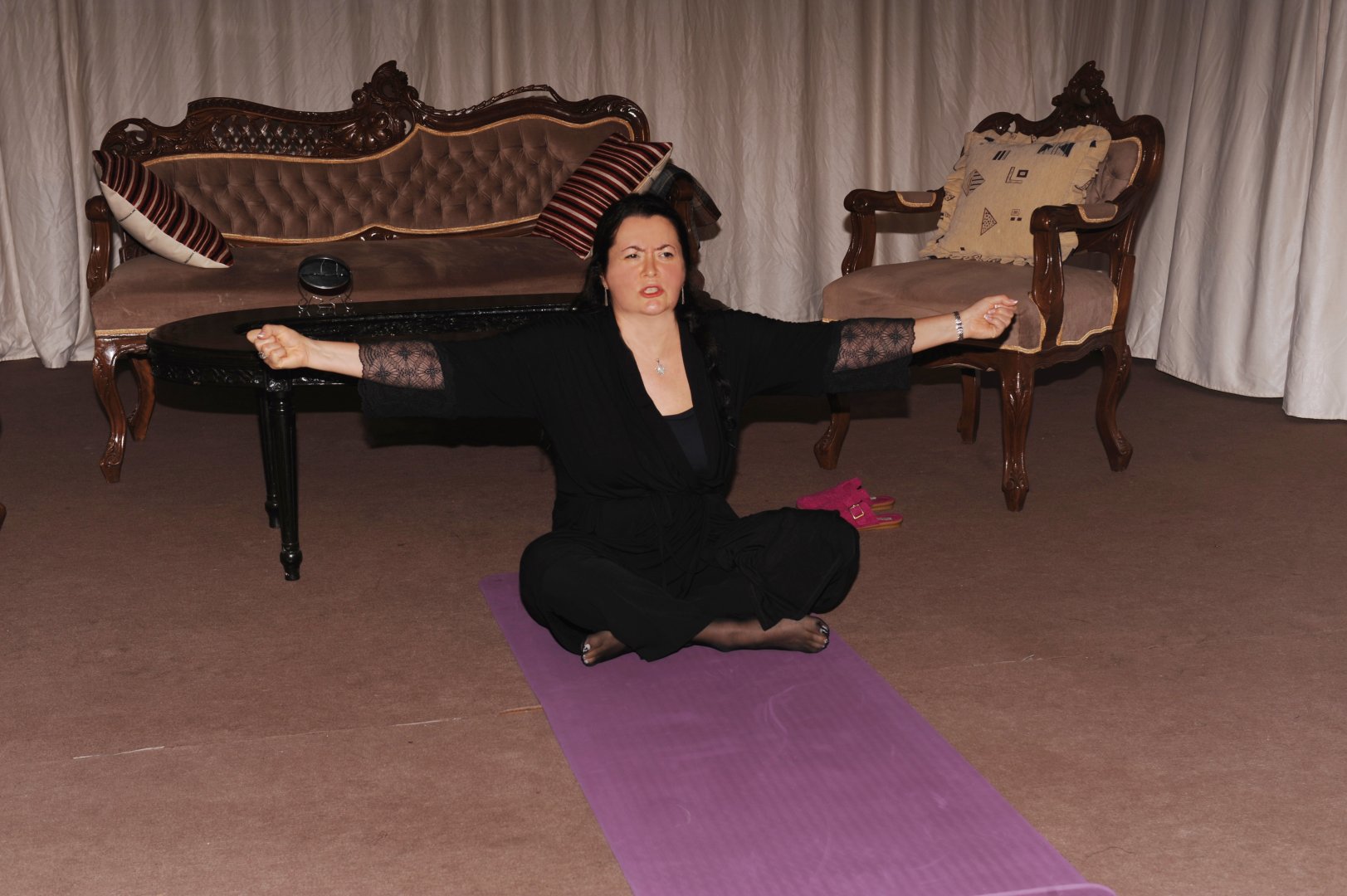 Не хотела бы быть на их месте… - интервью с Лалой Ахундовой, кандидатом политических наук, которая ушла в режиссуру (ФОТО)