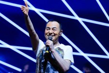 В Баку состоялся концерт звезды турецкой эстрады Сердара Ортача (ФОТО)