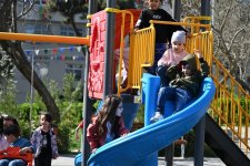 В Баку с участием вице-президента Фонда Гейдара Алиева Лейлы Алиевой в распоряжение жителей переданы очередные благоустроенные дворы (ФОТО)