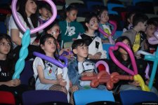 В Баку стартовал первый день соревнований Кубка мира по художественной гимнастике (ФОТО)