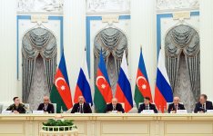 Состоялась совместная встреча президентов Азербайджана и России с ветеранами и работниками железнодорожной отрасли по случаю 50-летия Байкало-Амурской магистрали (ФОТО/ВИДЕО)