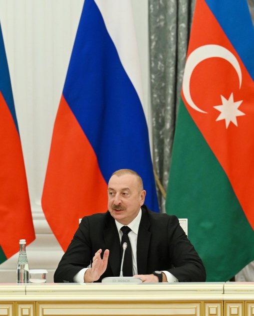 Состоялась совместная встреча президентов Азербайджана и России с ветеранами и работниками железнодорожной отрасли по случаю 50-летия Байкало-Амурской магистрали (ФОТО/ВИДЕО)