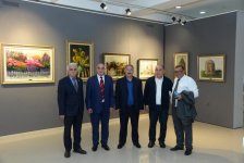 Древняя архитектура Азербайджана через "вкусные" цветовые гаммы (ФОТО)