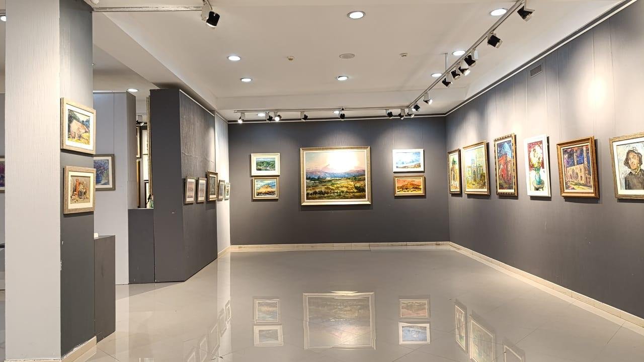 Древняя архитектура Азербайджана через "вкусные" цветовые гаммы (ФОТО)