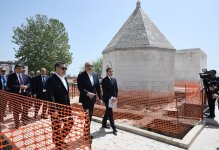 Президент Ильхам Алиев и Президент Садыр Жапаров ознакомились с работами, проводимыми во дворце Панахали хана и комплексе Имарет в Агдаме (ФОТО)