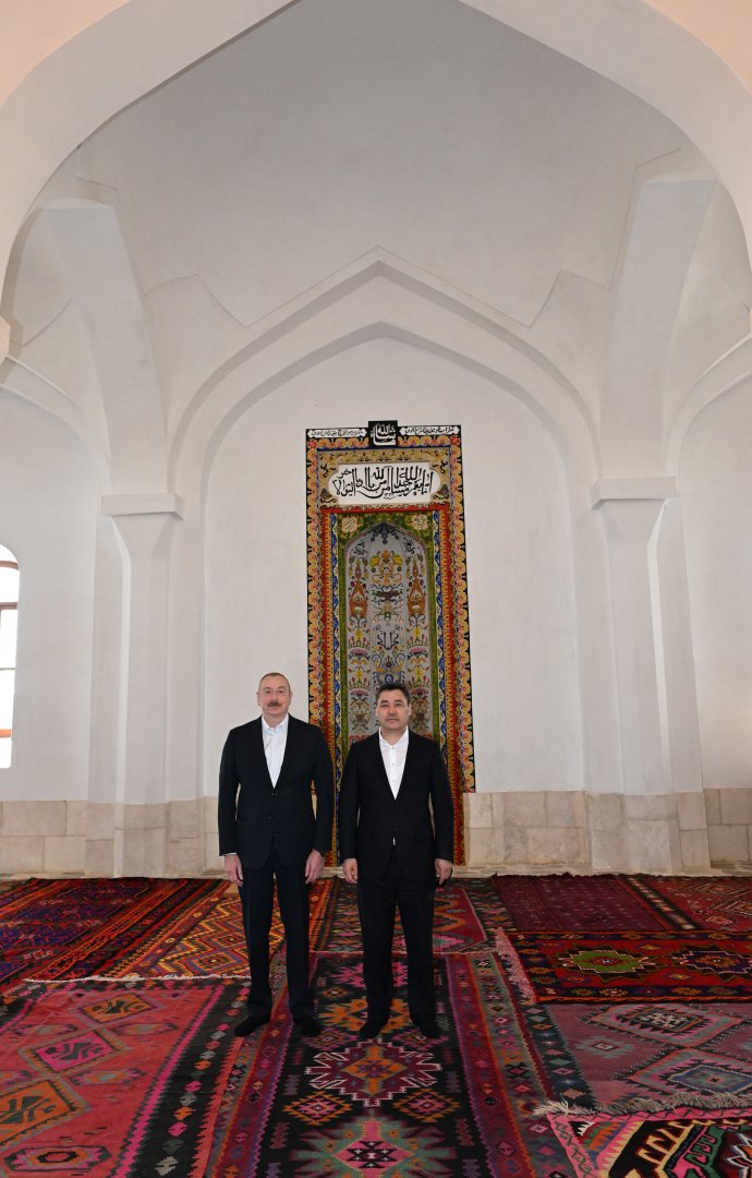 Президент Ильхам Алиев и Президент Садыр Жапаров приняли участие в открытии после реставрации Агдамской Джума-мечети (ФОТО/ВИДЕО)