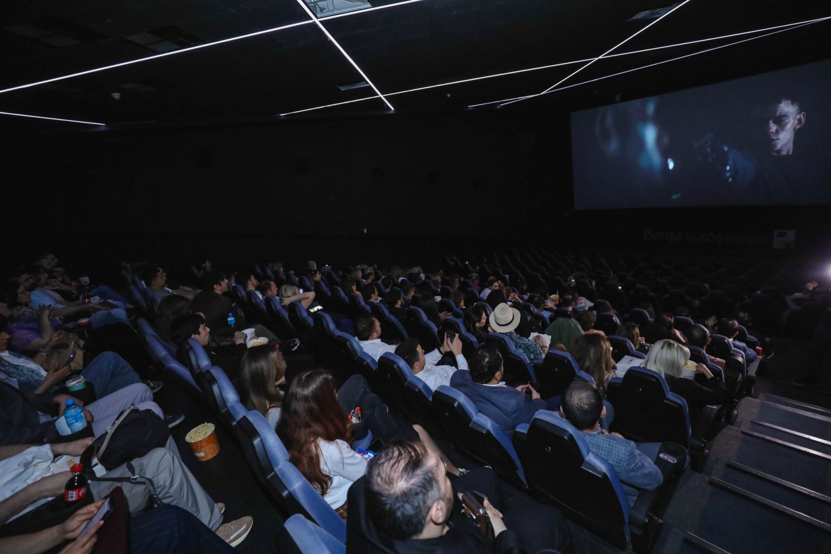 В Баку "создано" министерство неджентльменских дел (ВИДЕО, ФОТО)