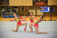 Проходит заключительный день соревнований первенства Азербайджана и чемпионата Баку по акробатической гимнастике (ФОТО)